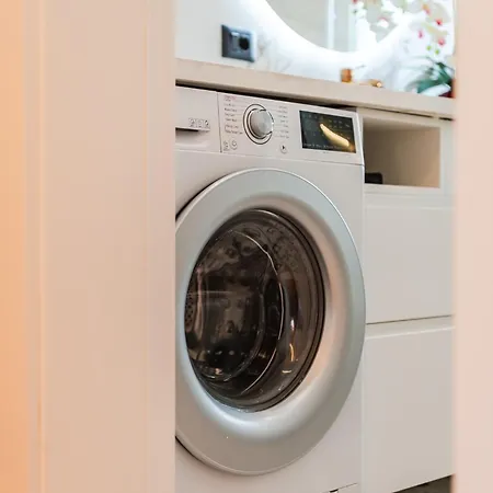 アパート Meduza By ティラナ